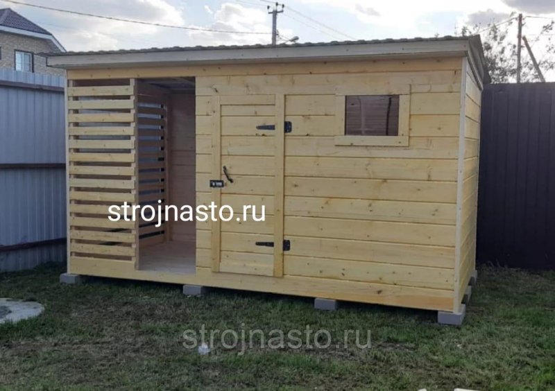 Хозблок с дровником 4х2 м