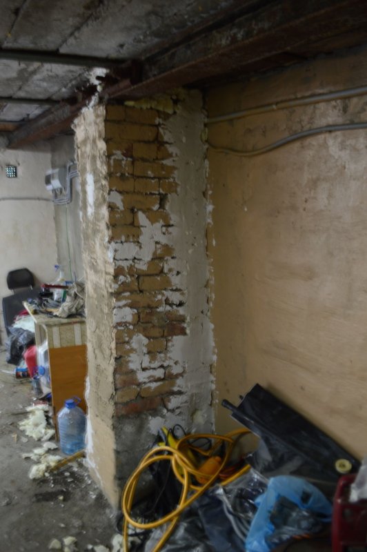 Старый гараж изнутри