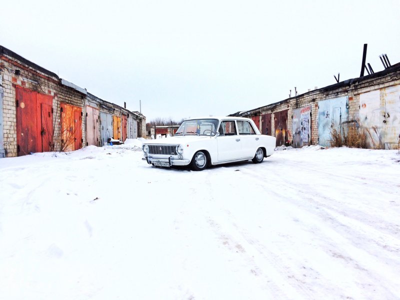 Гаражный кооператив зимой