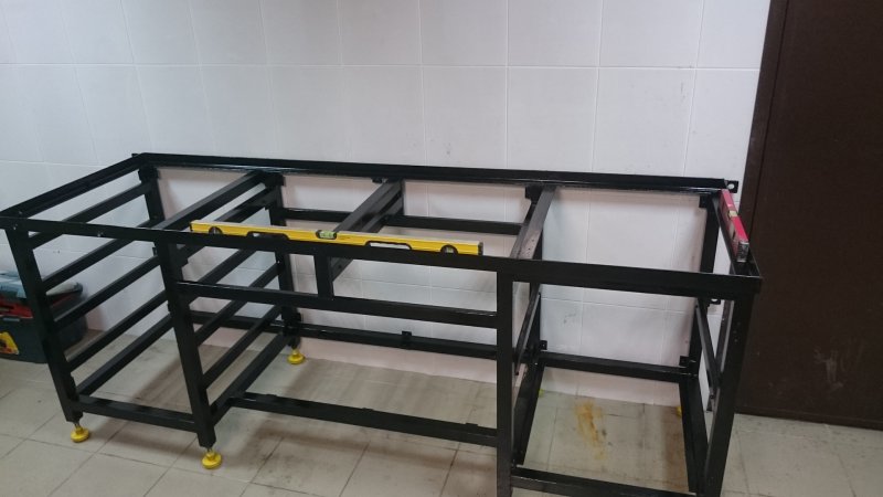 Верстак из профиля 40x20