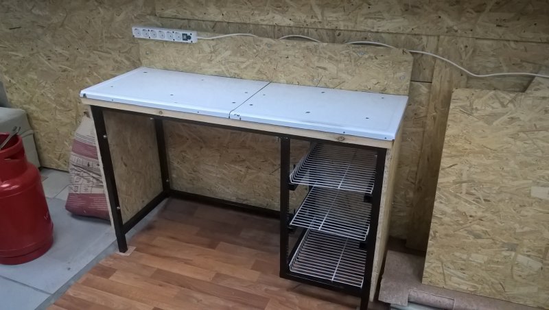 Верстак из профиля 40x20