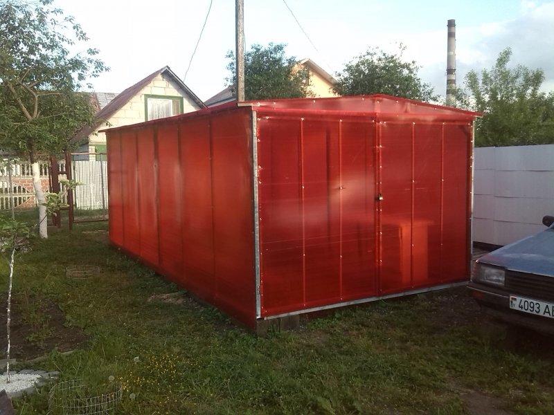 Крыша из поликарбоната для гаража