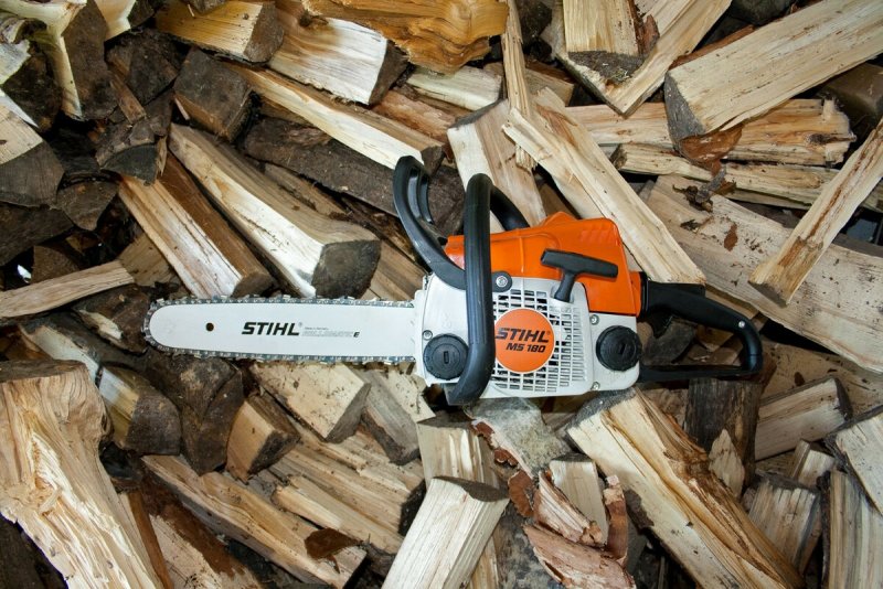 Бензопила Stihl 180