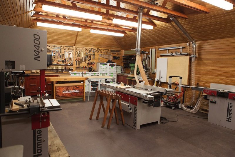 Столярная мастерская "Wood frame Workshop" Шумерля