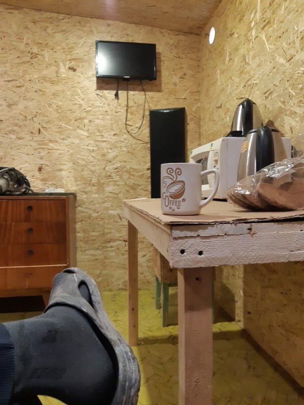 Комната отдыха в гараже своими руками