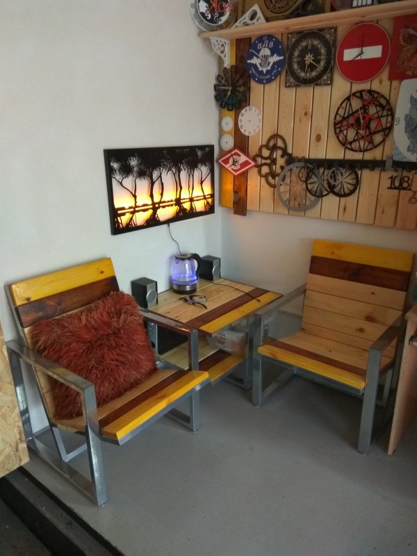 Место отдыха в гараже