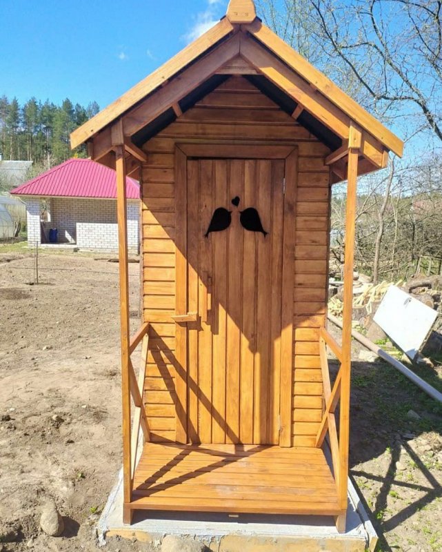 Туалет дачный