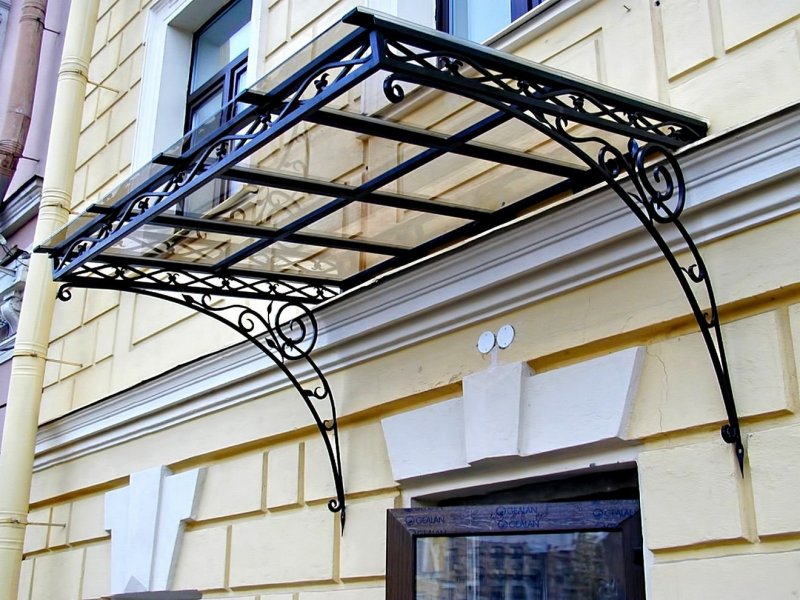 Козырьки металлические