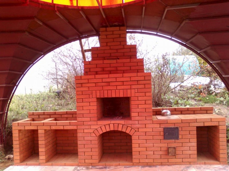 Барбекю красный кирпич