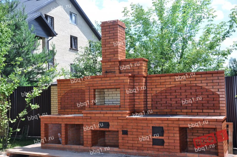 Барбекюшница из красного кирпича