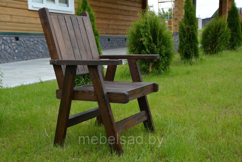 Садовые стулья из дерева