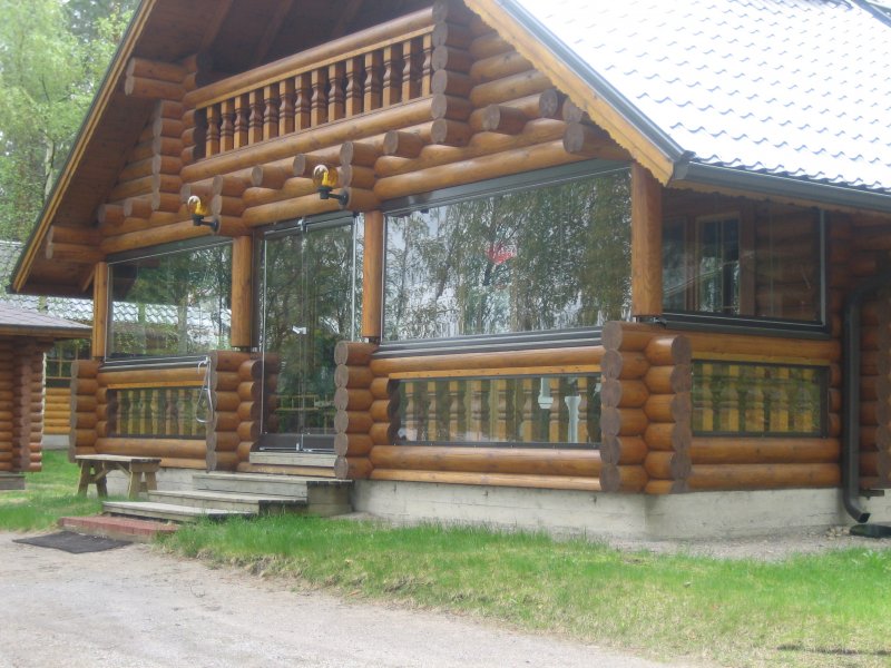 Веранда из бревна