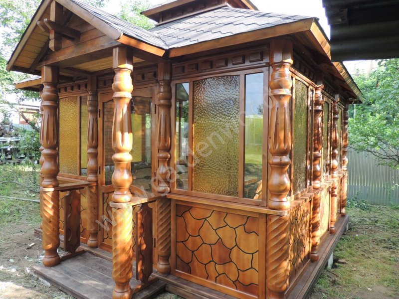 Резные столбы для беседки