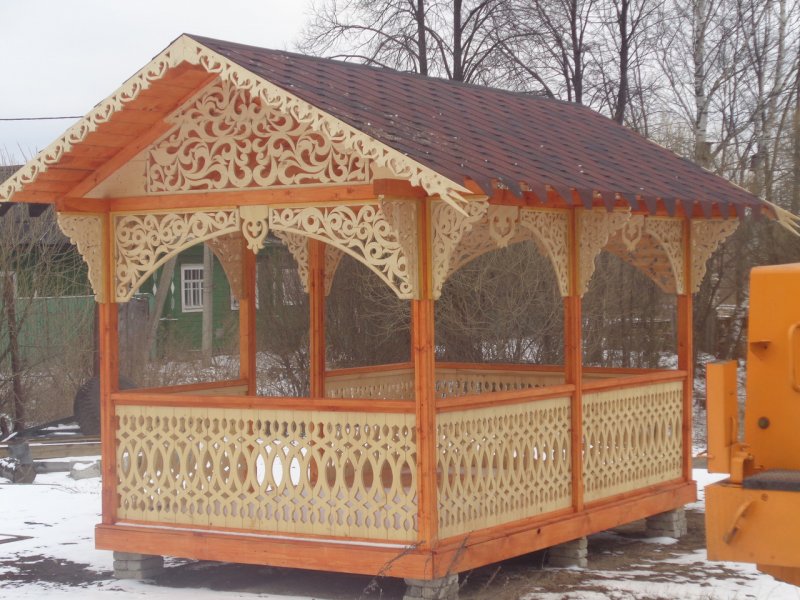 Резные столбы для беседки