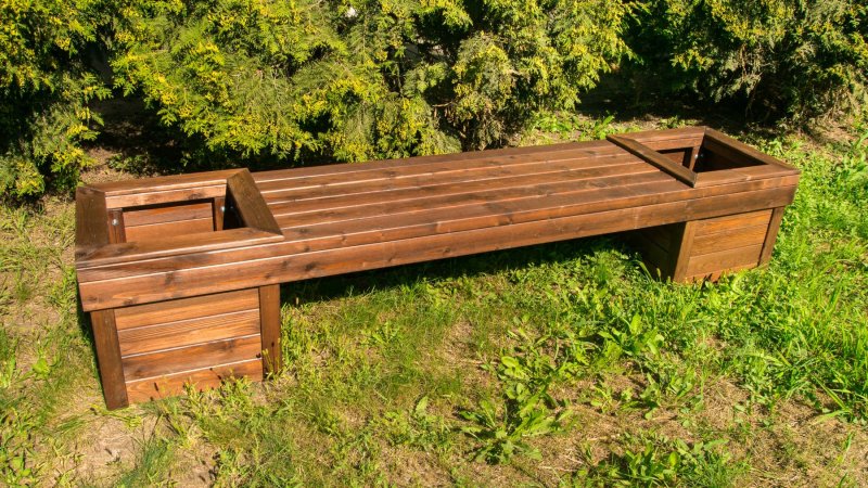 Скамейки из дерева