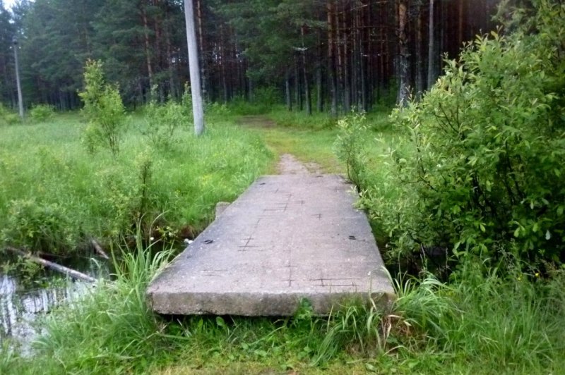 Мостик через канаву