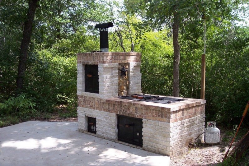Уличная печь для дачи из кирпича