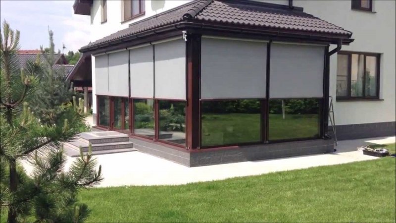 Рулонные шторы для беседок и веранд