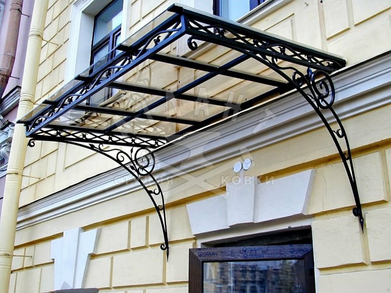 Козырьки металлические