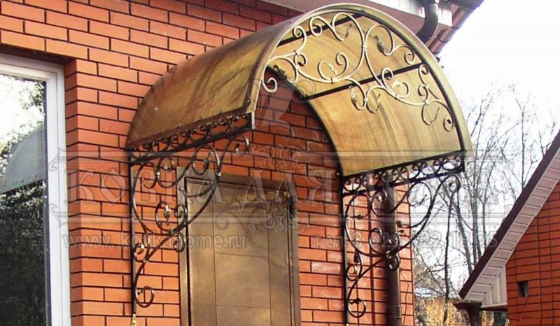 Металлические козырьки и навесы