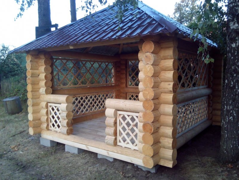 Беседка из оцилиндровки