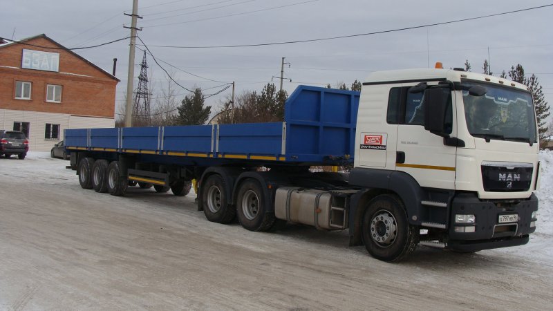 Ман ф2000 с бортовым полуприцепом