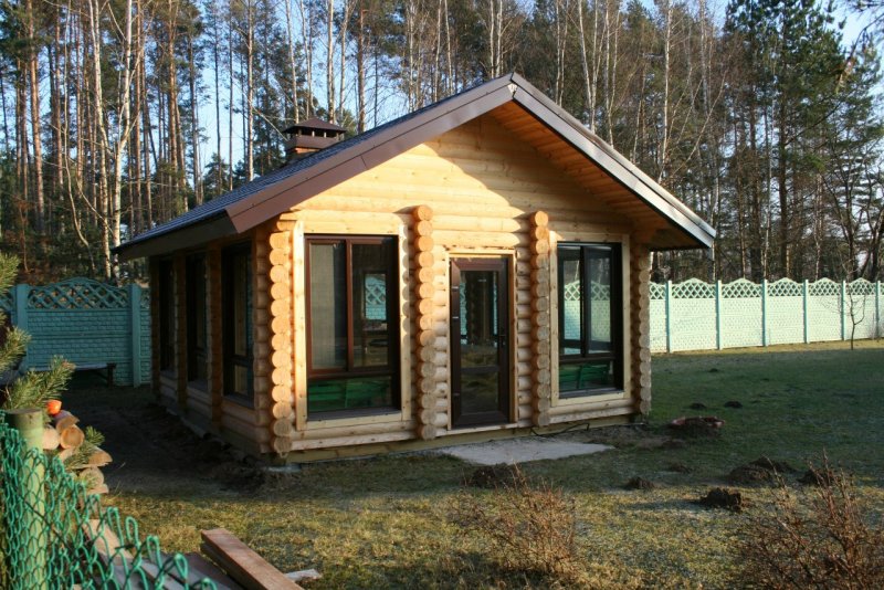 Летняя кухня из бревна