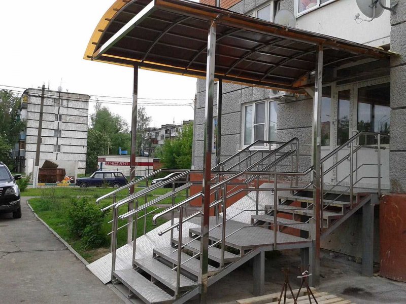 Козырьки перила из нержавейки