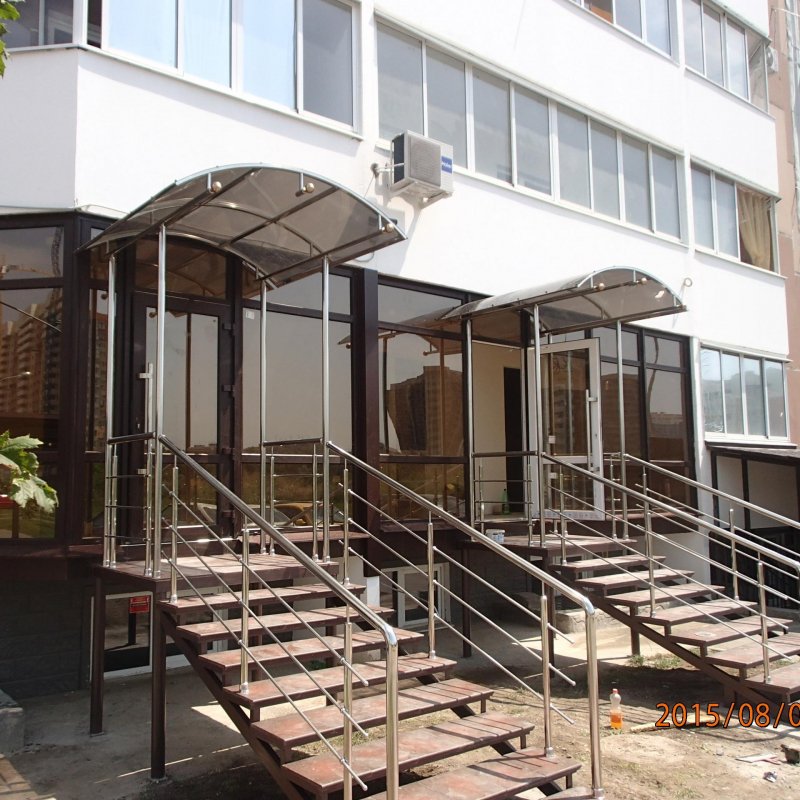 Козырек из нержавейки в Краснодаре