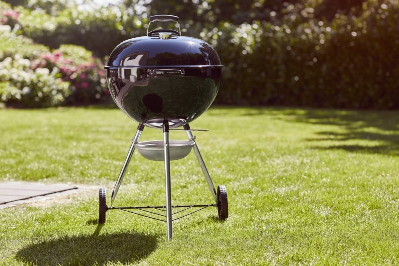 Weber Original kettle e-5710, 57 см черный