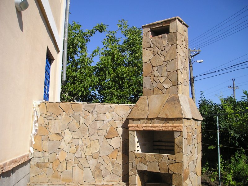 Барбекю отделка камнем