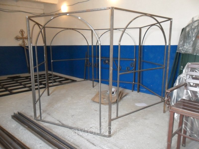 Каркас беседки из металла