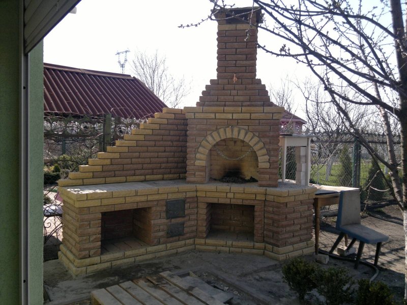 Печи мангалы из фигурного кирпича
