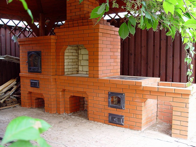 Барбекю комплекс с русской печкой