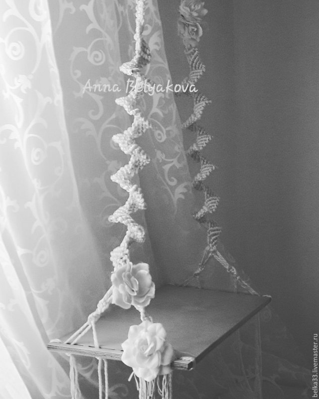 Кованые качели для фотозоны