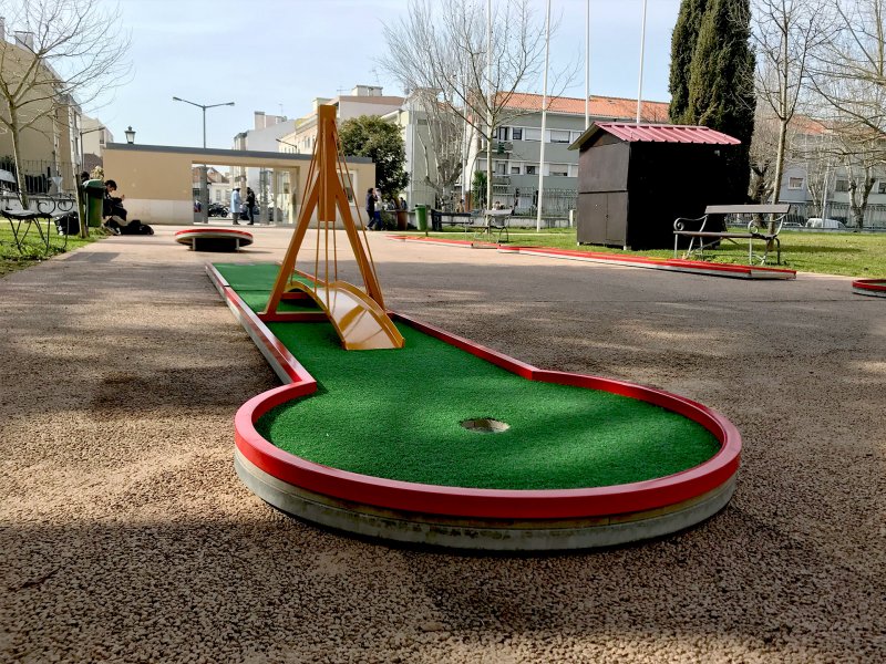 Минигольф в огороде