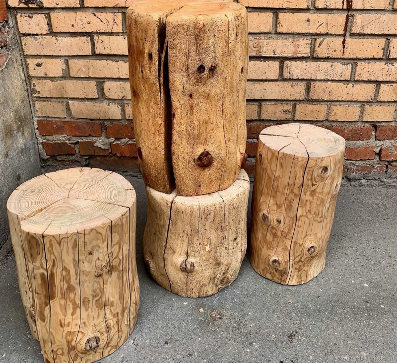 Табуретки из пеньков