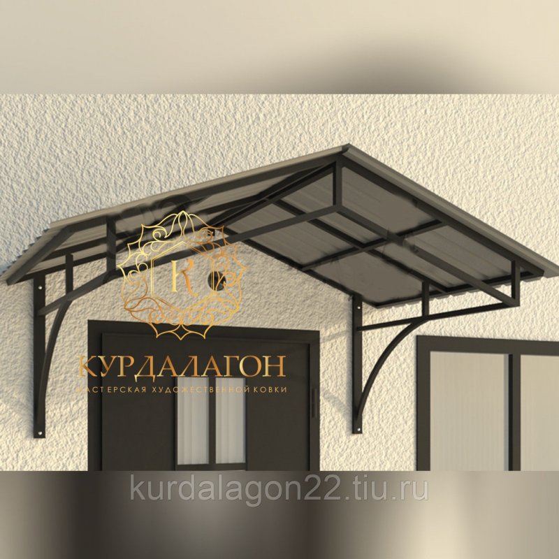 Козырёк над крыльцом