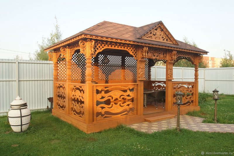 Резные беседки
