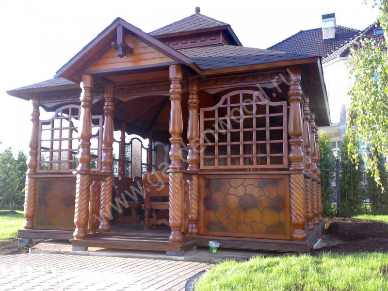 Крыльцо для беседки из дерева