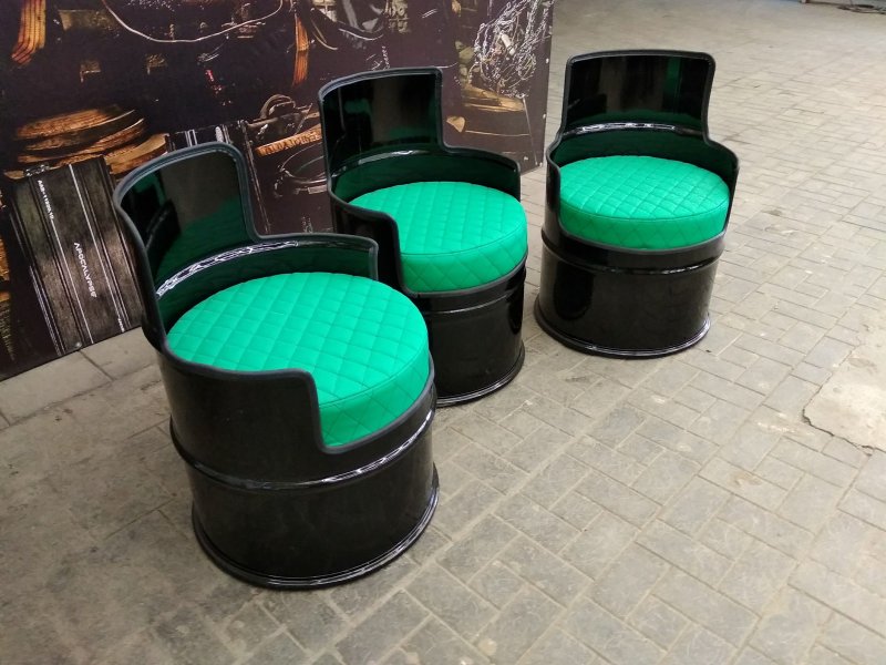 Кресло из бочки