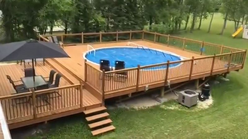 Деревянный подиум для каркасного бассейна