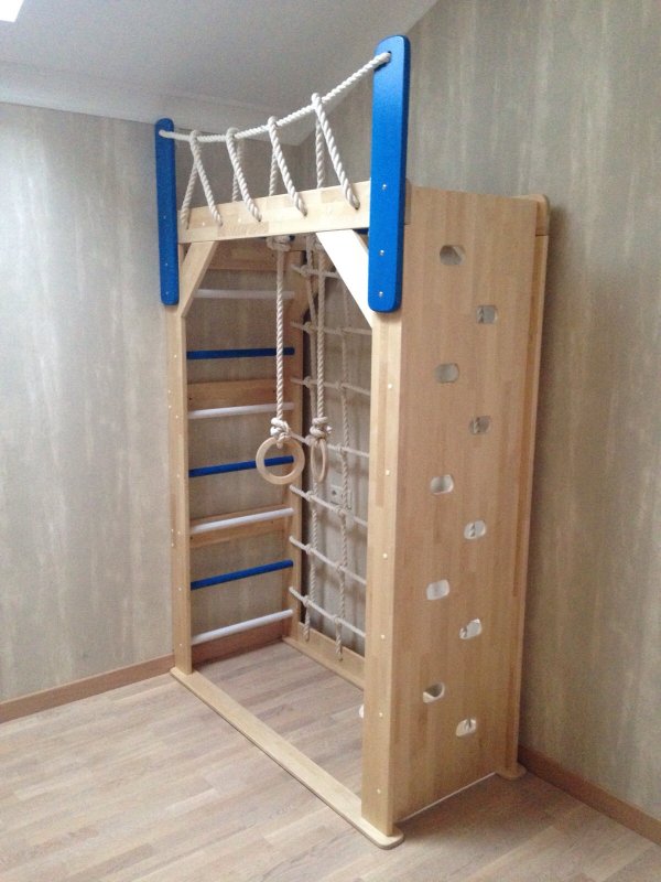 Детская площадка из металла
