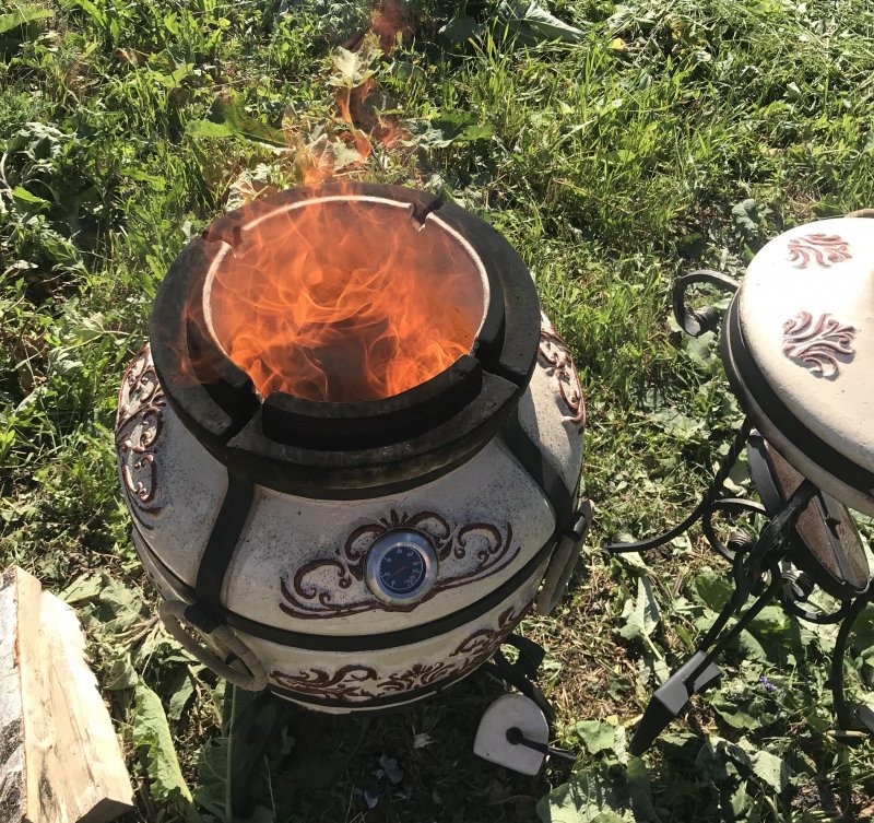 Тандыр с огнем