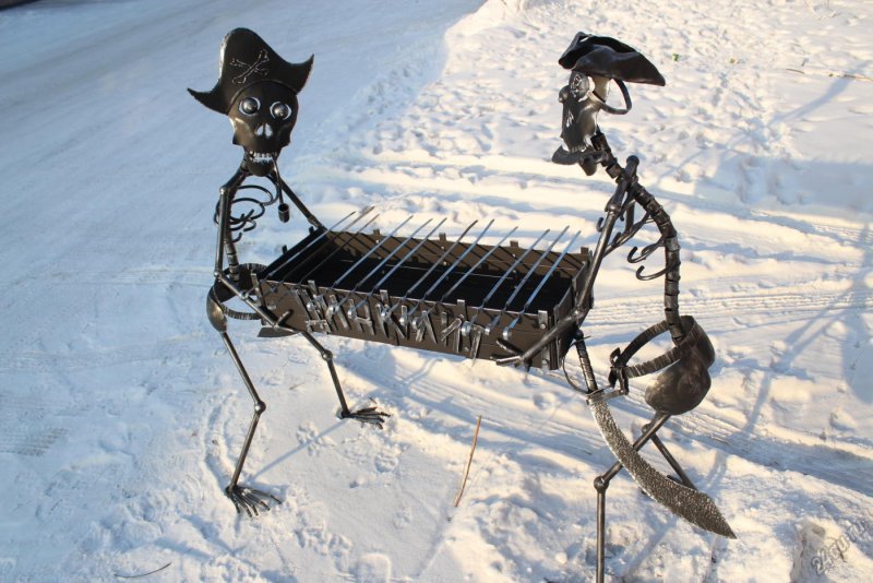 Скелет из железа