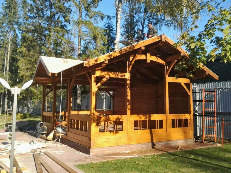 Большая беседка из клееного бруса
