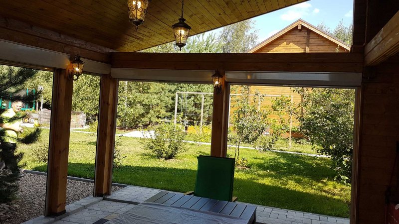Дом из клееного бруса с беседкой