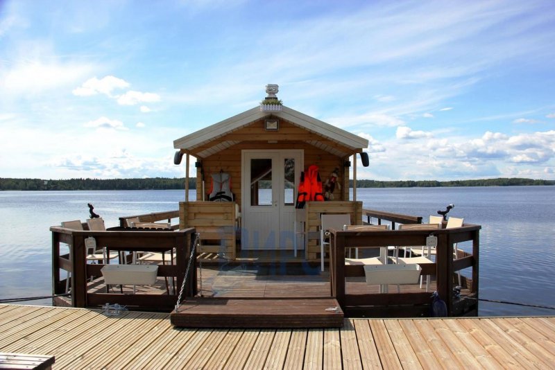 Houseboat Карелия