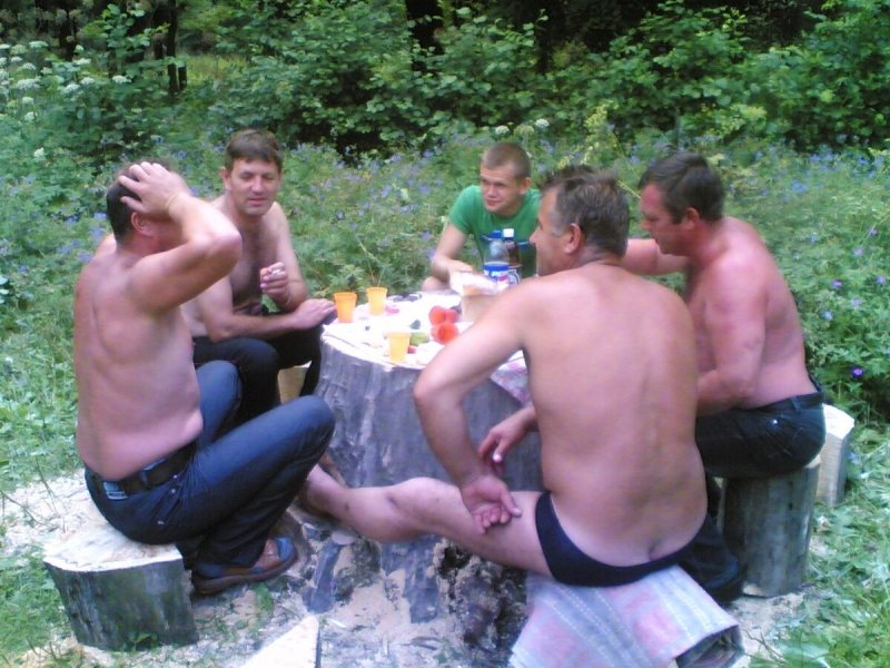 Пьяные шашлыки на природе