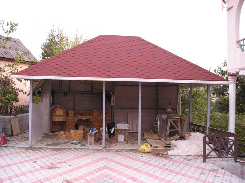 Крыша беседки из мягкой кровли